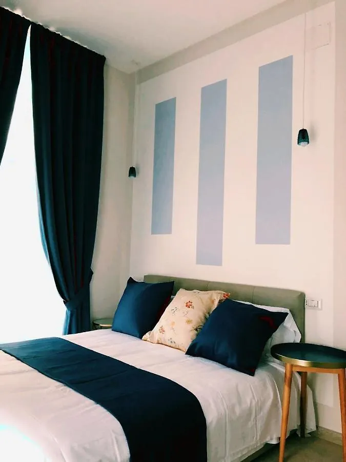 La Chambre ナポリ ベッド・アンド・ブレックファスト