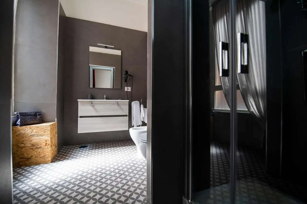 La Chambre ナポリ 3*,  イタリア