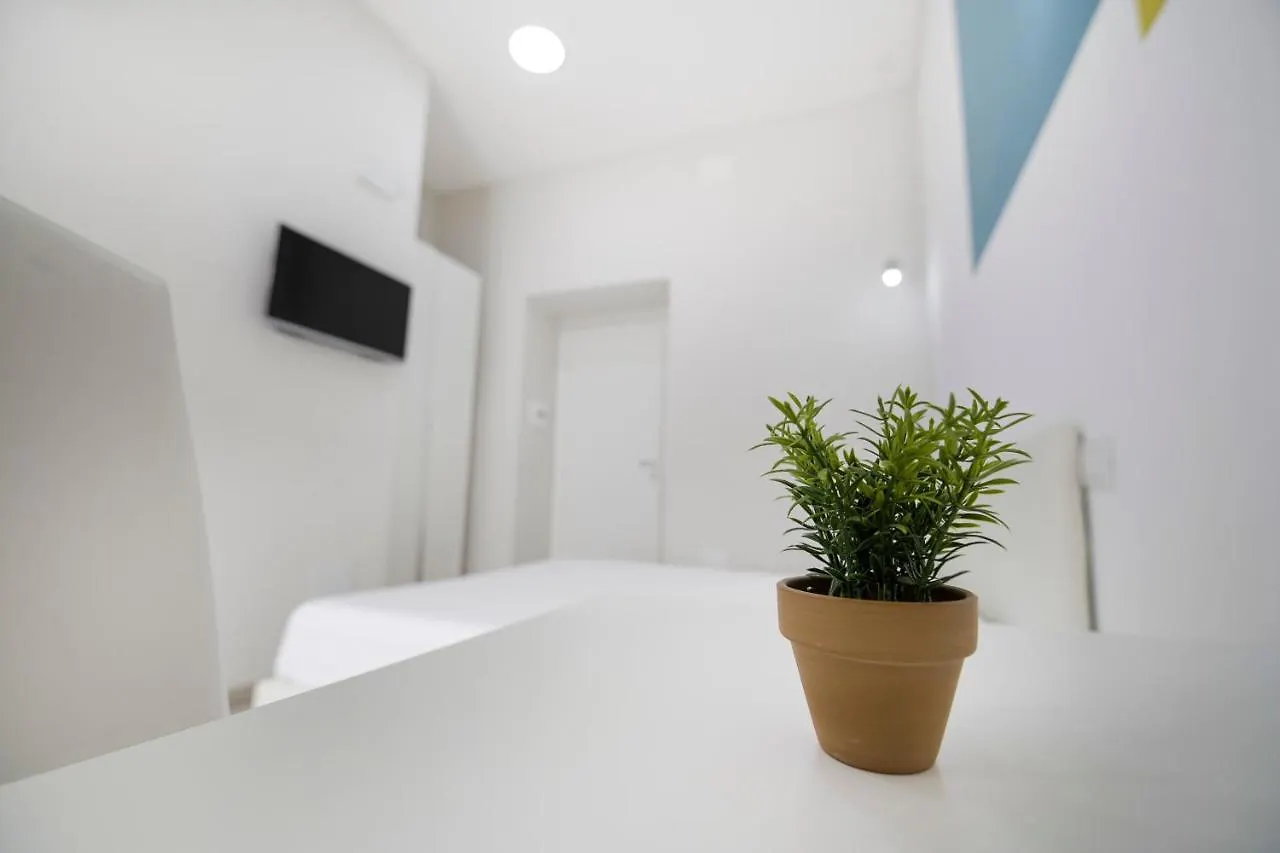 *** ベッド・アンド・ブレックファスト La Chambre ナポリ イタリア