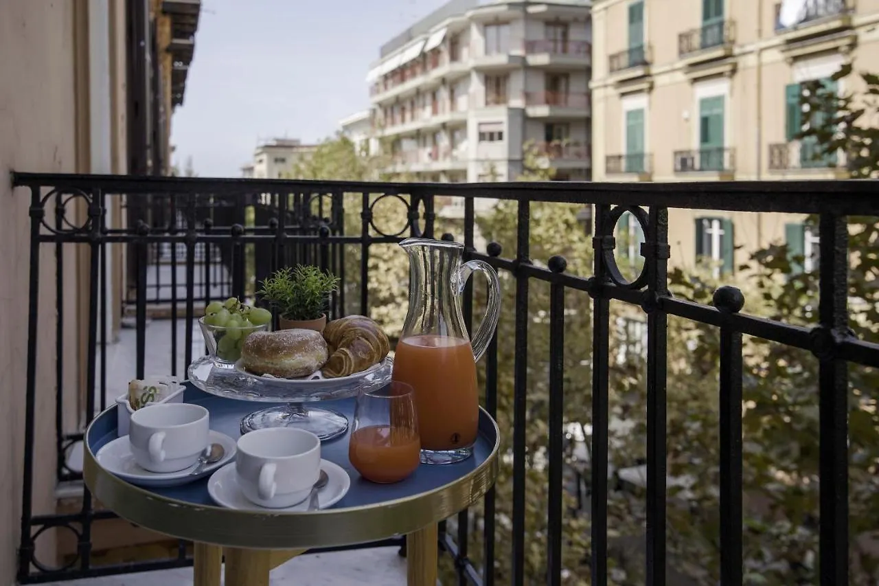 Bed & Breakfast La Chambre Napoli