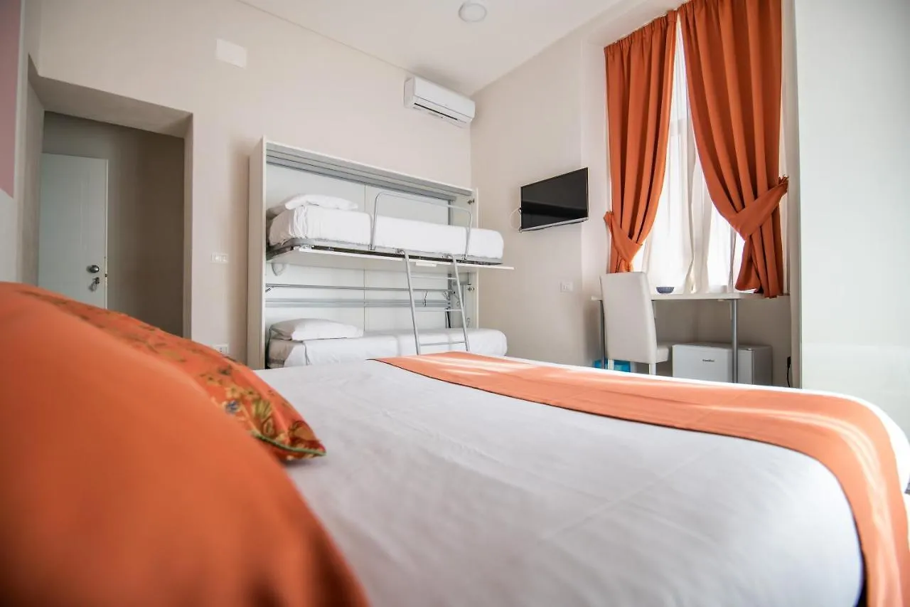 Bed & Breakfast La Chambre Naples