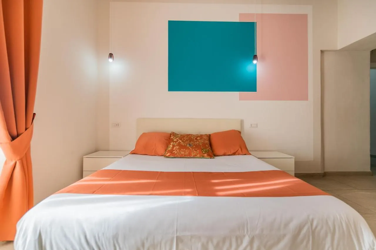 La Chambre Naples 3*,