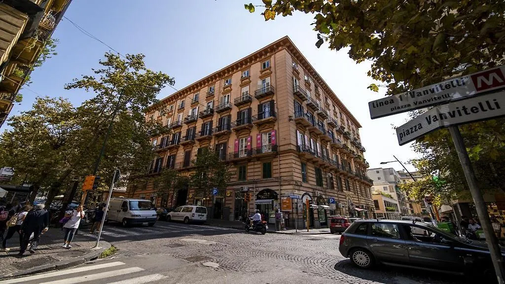 La Chambre Naples Bed & Breakfast
